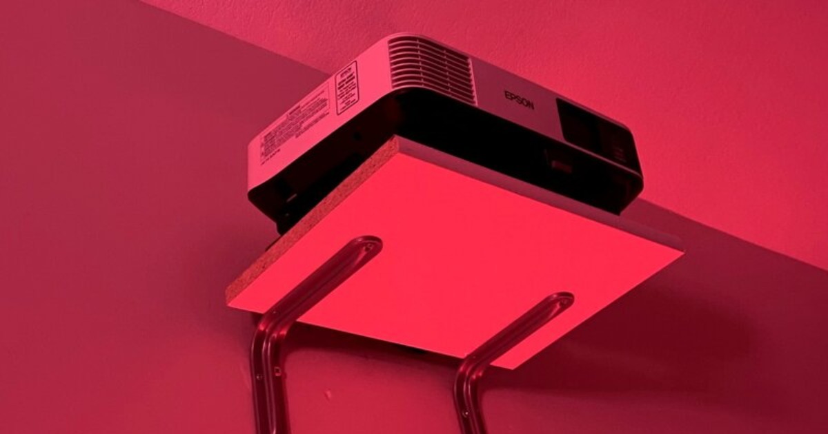 How To Mount A Projector Without Drilling?