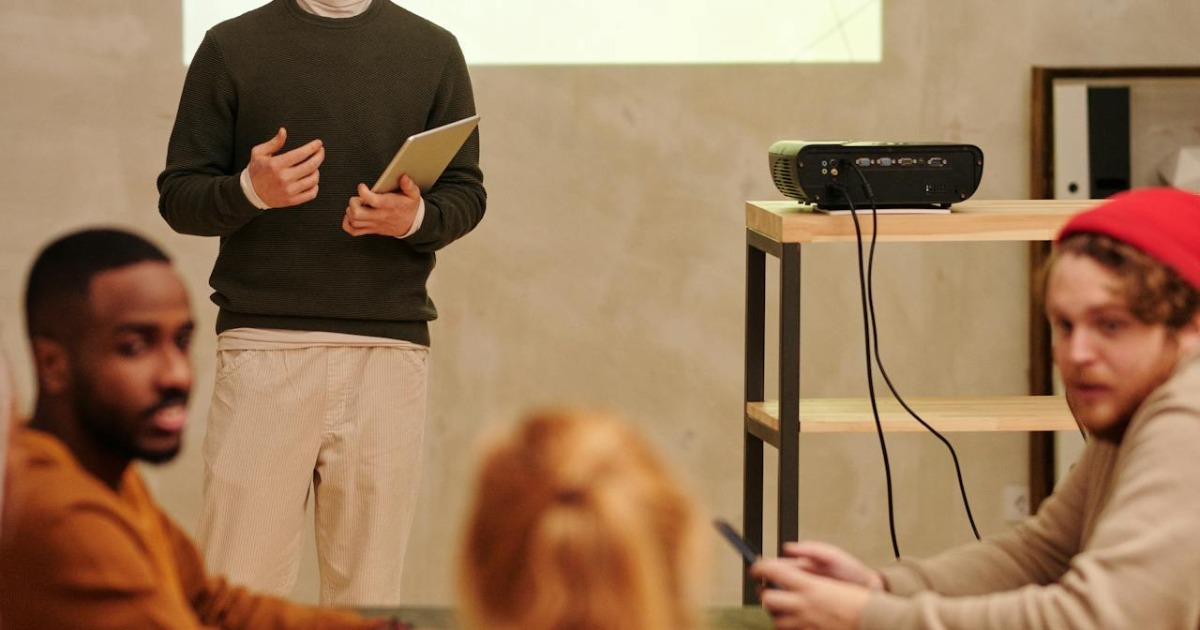 Can A Projector Be Connected To A Phone? 5 Facts You Should Know