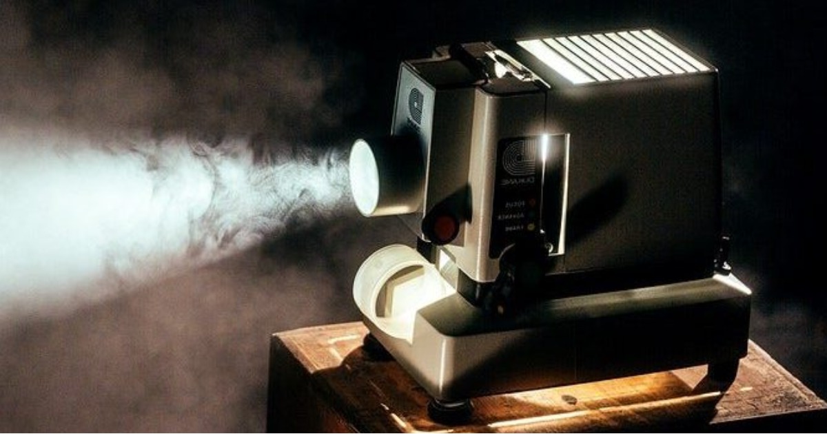 When Projector Says No Signal? 11 Causes & How To Solve