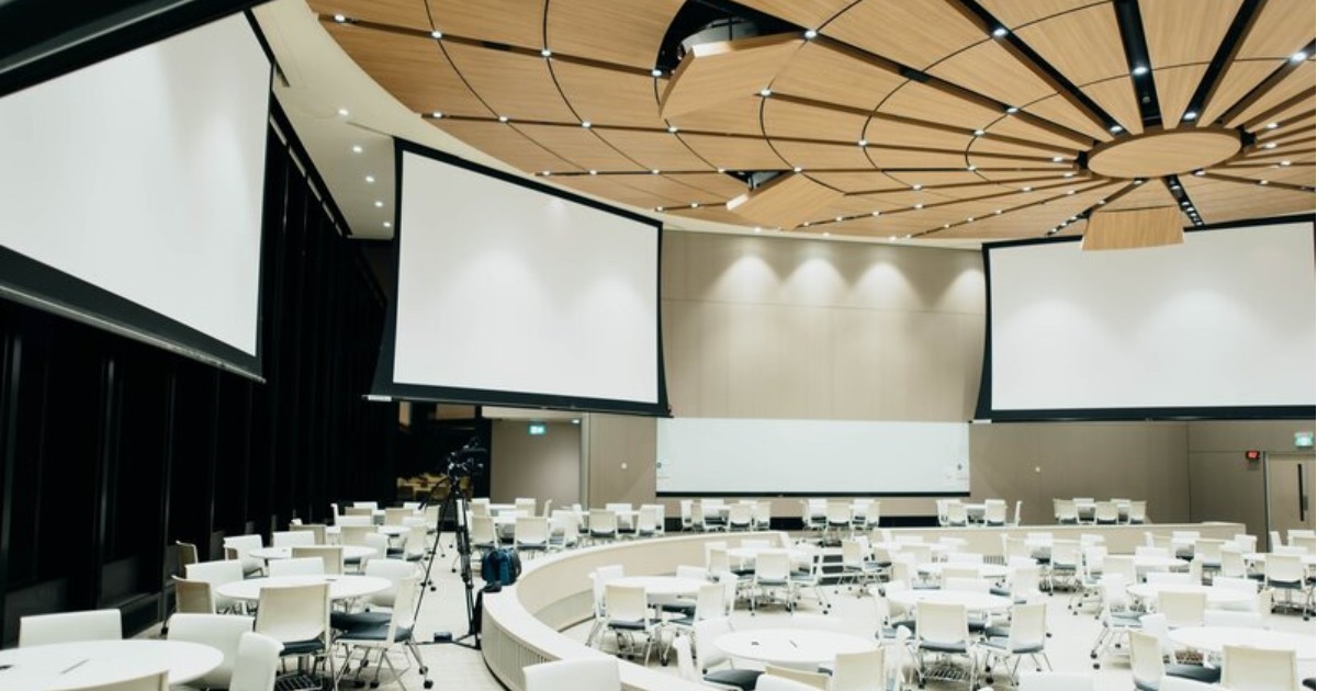Does Projector Screen Matter? How To Get One?