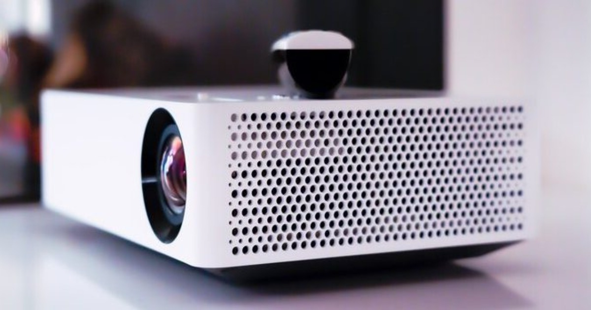 Can You Use Sky Go On A Projector? Expert's Explain