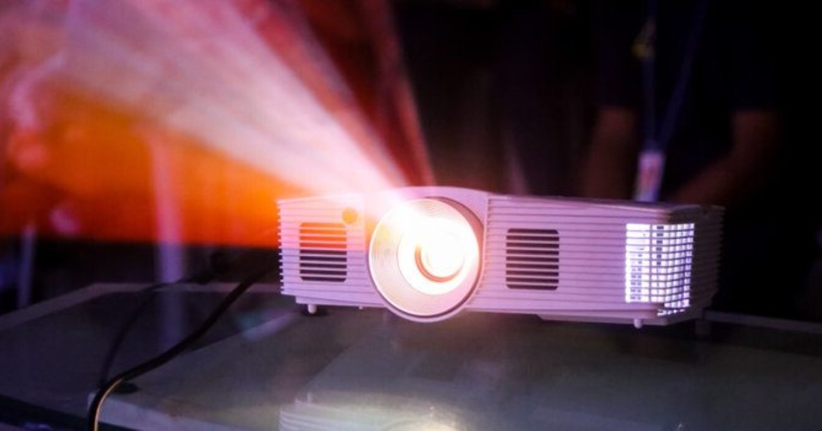 What Are The Types Of Projectors? 6 Types Of Projector With Features
