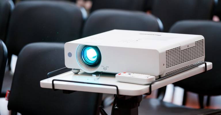 Best Multimedia Projector