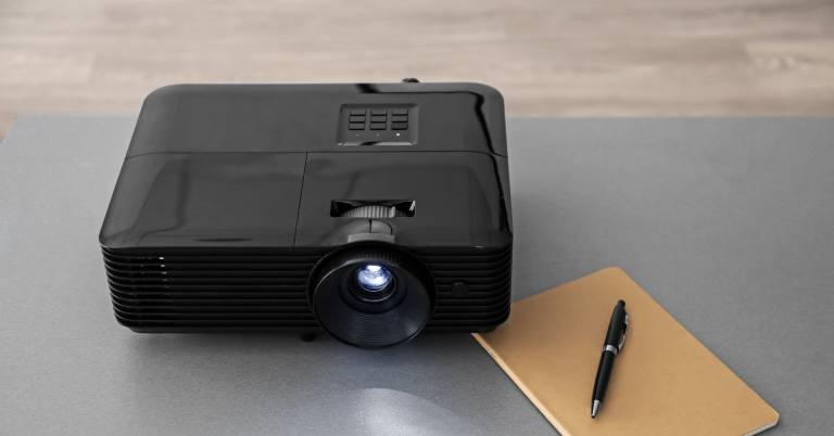 Best Projectors With Airplay