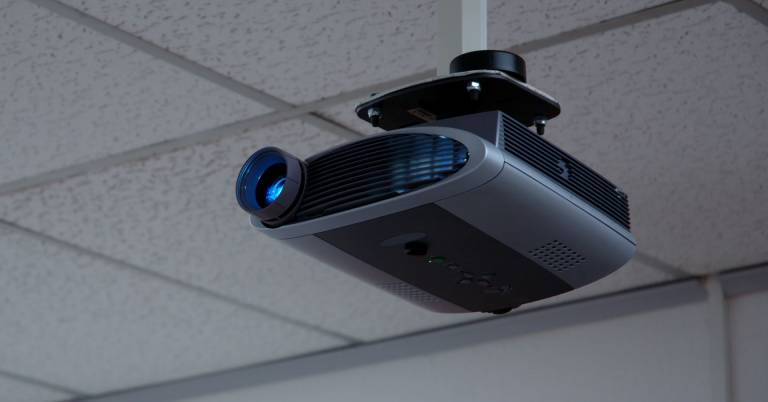 Best Toptro Native 1080p Projector