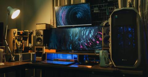 The 8 Best Monitor For Mid Range Gaming Of 2025