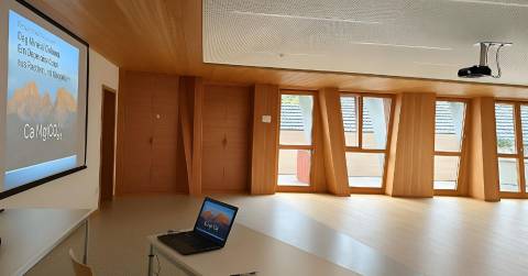 The Best Bluetooth Ceiling Projector For 2026