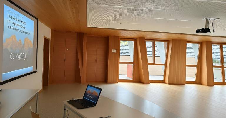 Best Bluetooth Ceiling Projector