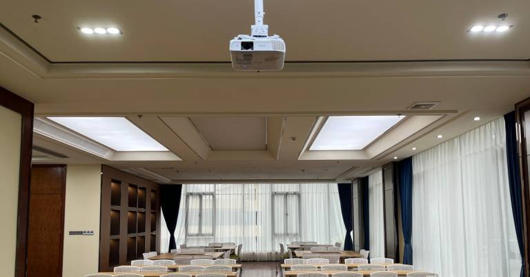 Best 4k Ust Laser Projector