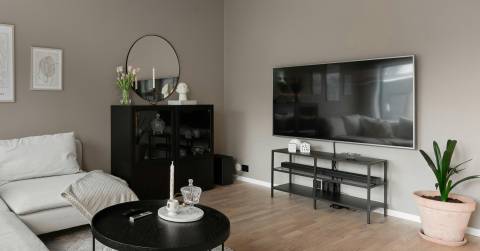 The 7 Best Lg Big Tv For 2026